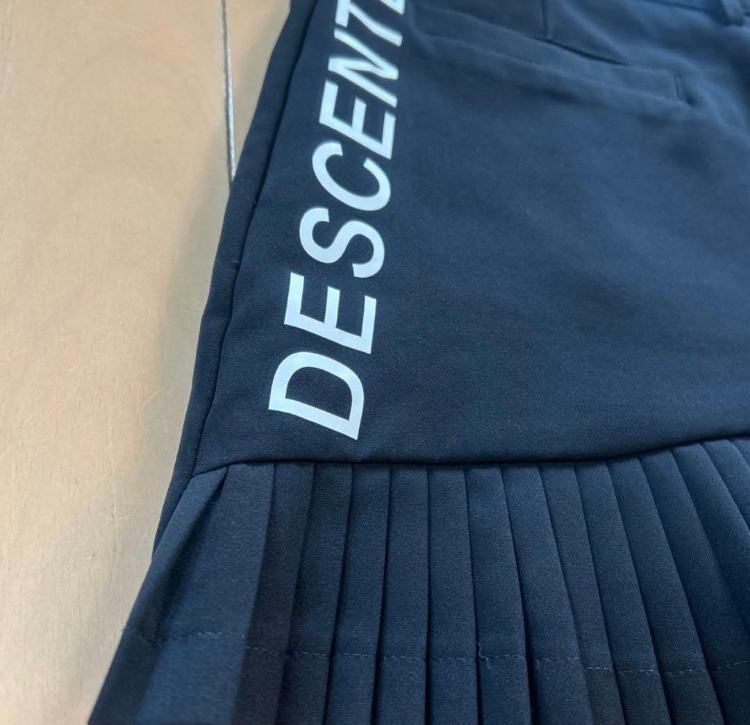 DESCENTE 黒 プリーツスカート Sサイズ