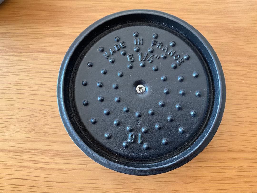 staub（ストウブ） ピコ・ココット ラウンド 16cm グレー