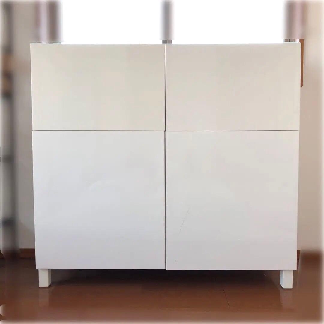 【送料込】IKEA BESTA ガラス天板付き棚