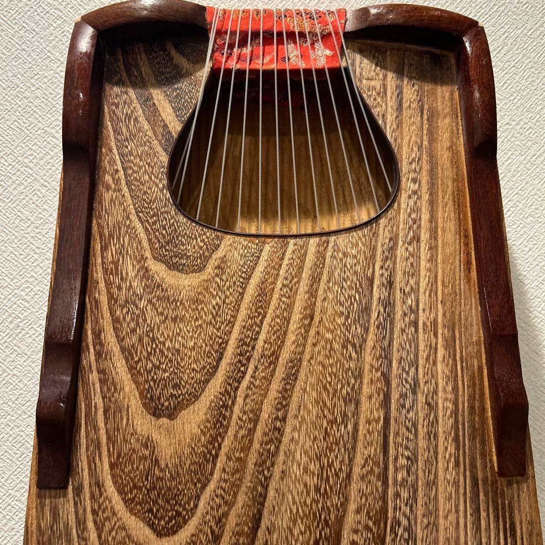 琴 箏 13弦 並甲 上角巻 蒔絵 すだれ彫　鶴　日の丸