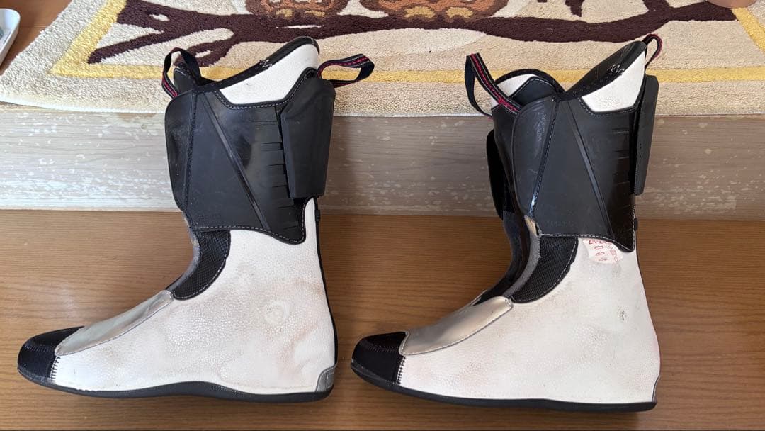 ロシニョール　ski スキー　ブーツ　デモ　130 24.5中古