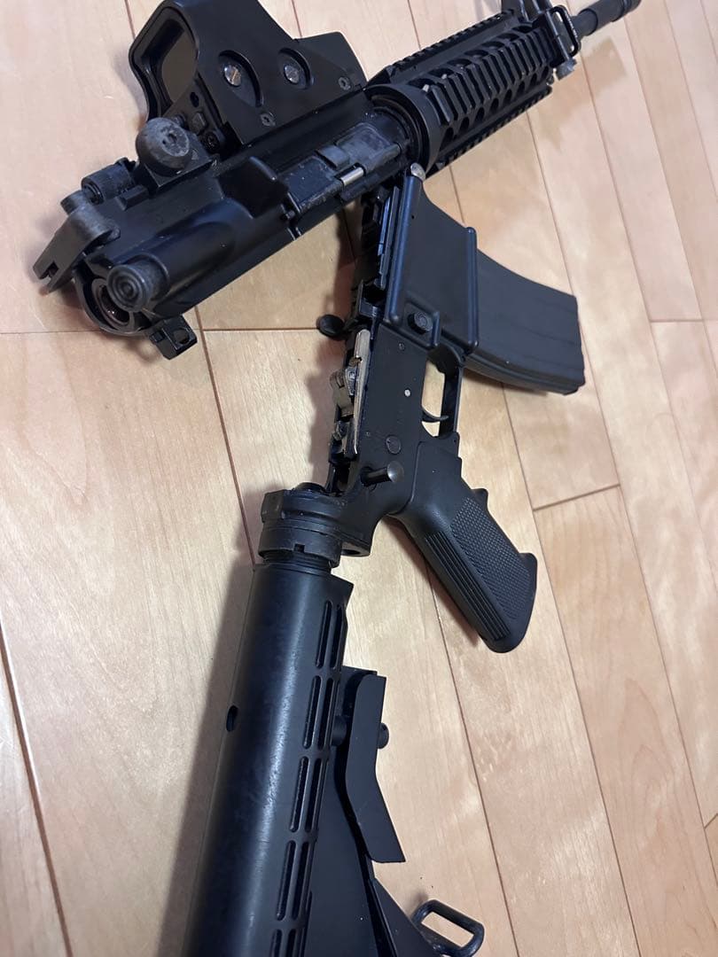 東京マルイ M4A1 MWS ガスブロ　18歳以上　マガジン3本ホロサイト付き