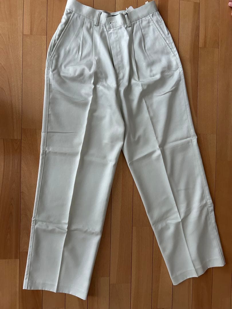 白　グレー　スラックス レディース パンツ　NICOLE SPORTS ゴルフ
