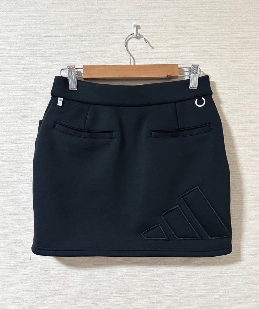 専用 アディダスadidas ダンボールニット パーカー、スカート上下セット
