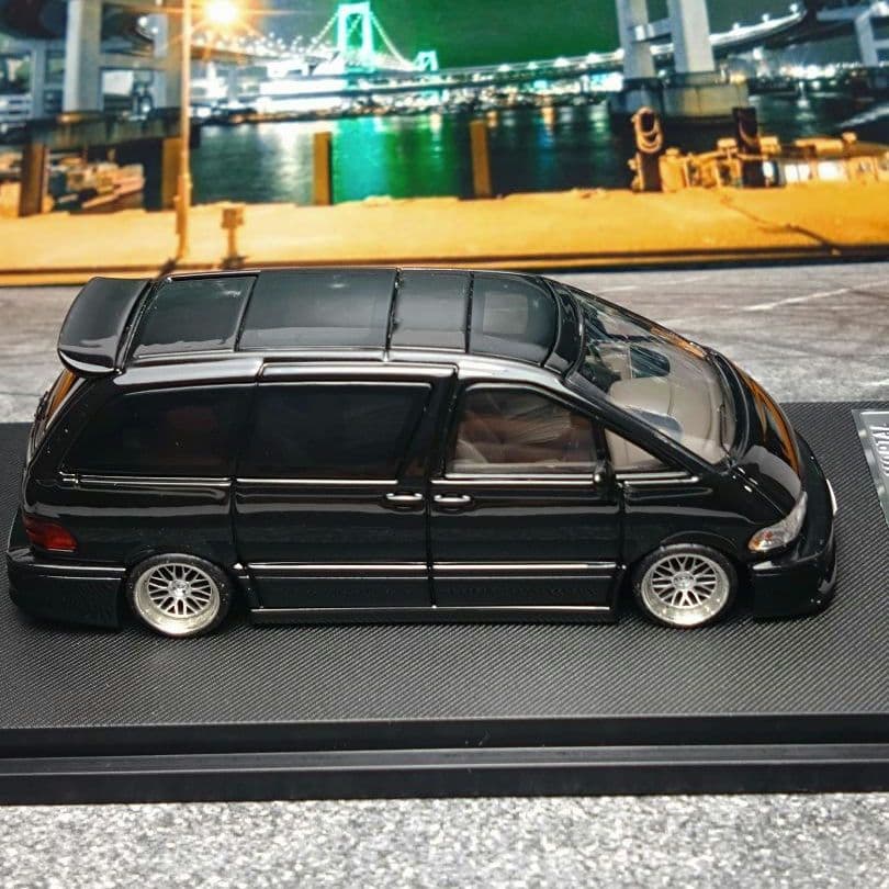 【カスタム品】MORTAL 1/64 トヨタ エスティマ FABULOUS仕様