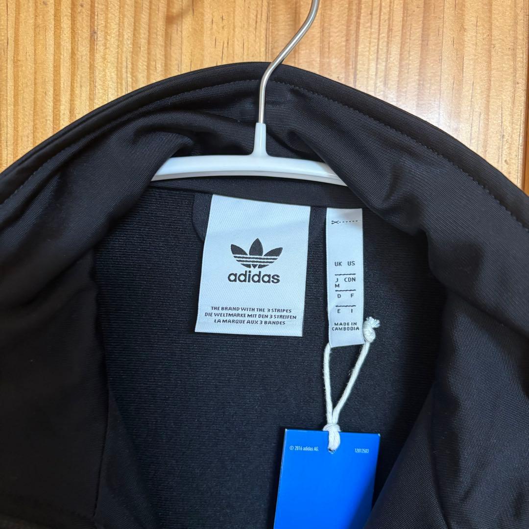 新品✨未使用 adidas トラックジャケット Mサイズ