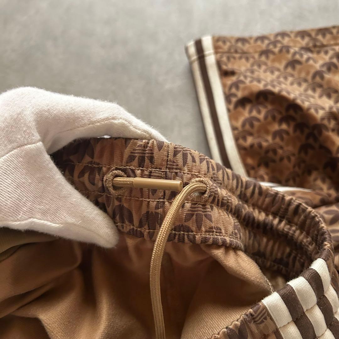 ウォーキング・ランニングウェア adidas monogram track pants y2k brown