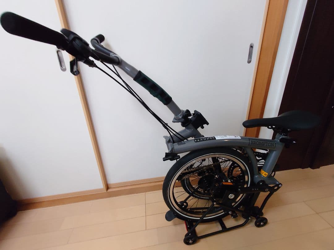 ペコちゃん専用予約済み　　　　ブロンプトン　P-LINE M4RX