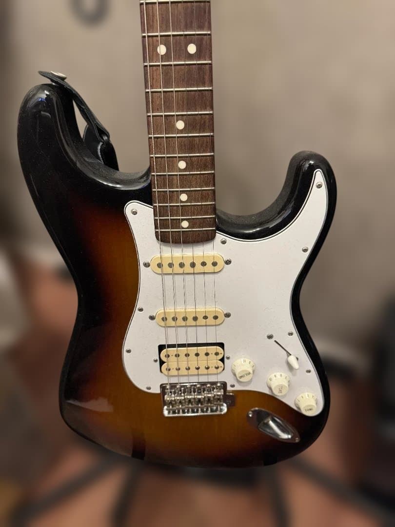 Fender Japan Stratocaster HSS サンバースト