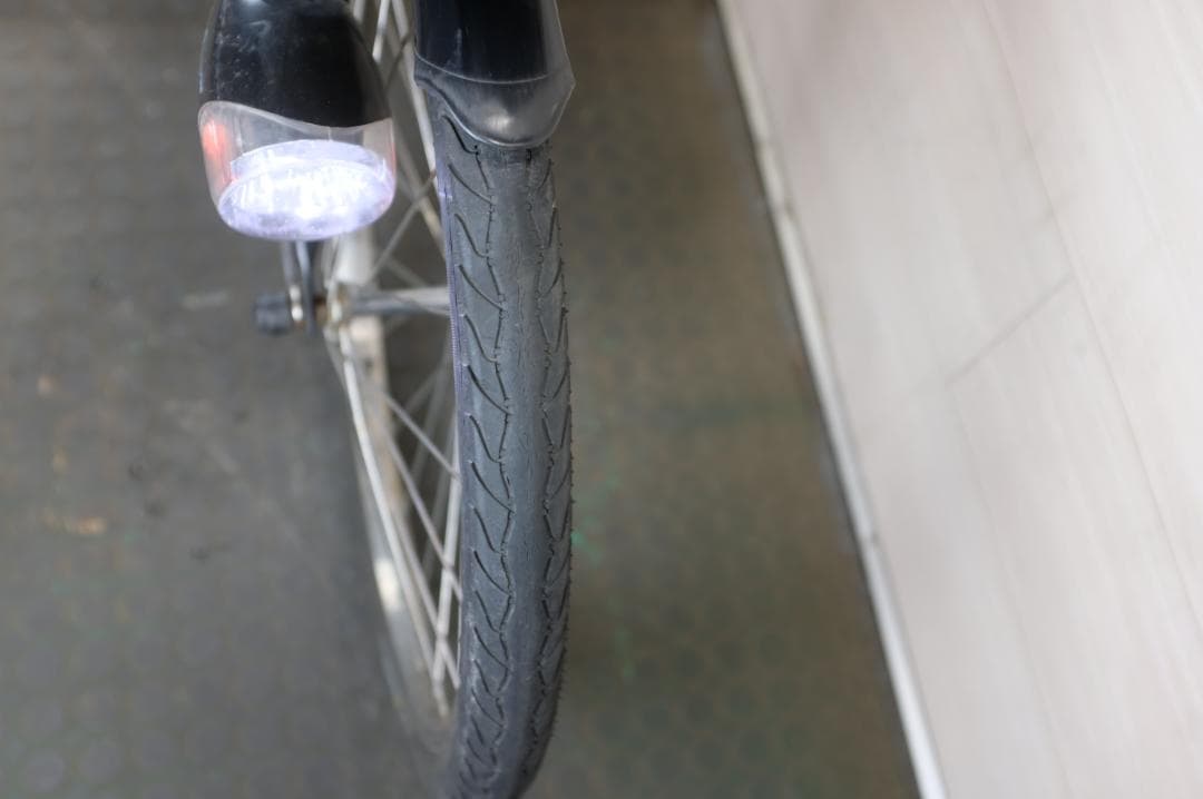 電動自転車 パナソニックギュット　20インチ　3段　8.9Ah充電器あり