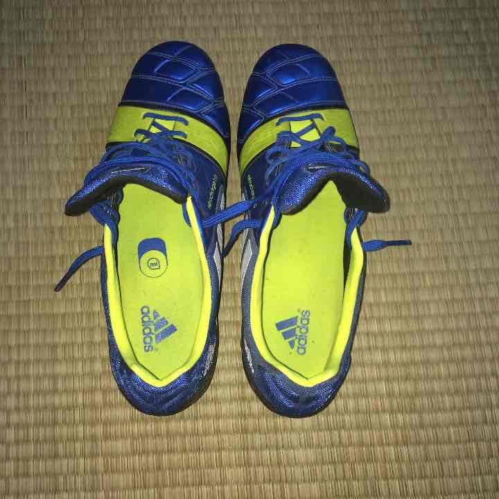 サッカー スパイク ナイトロチャージ 1.0