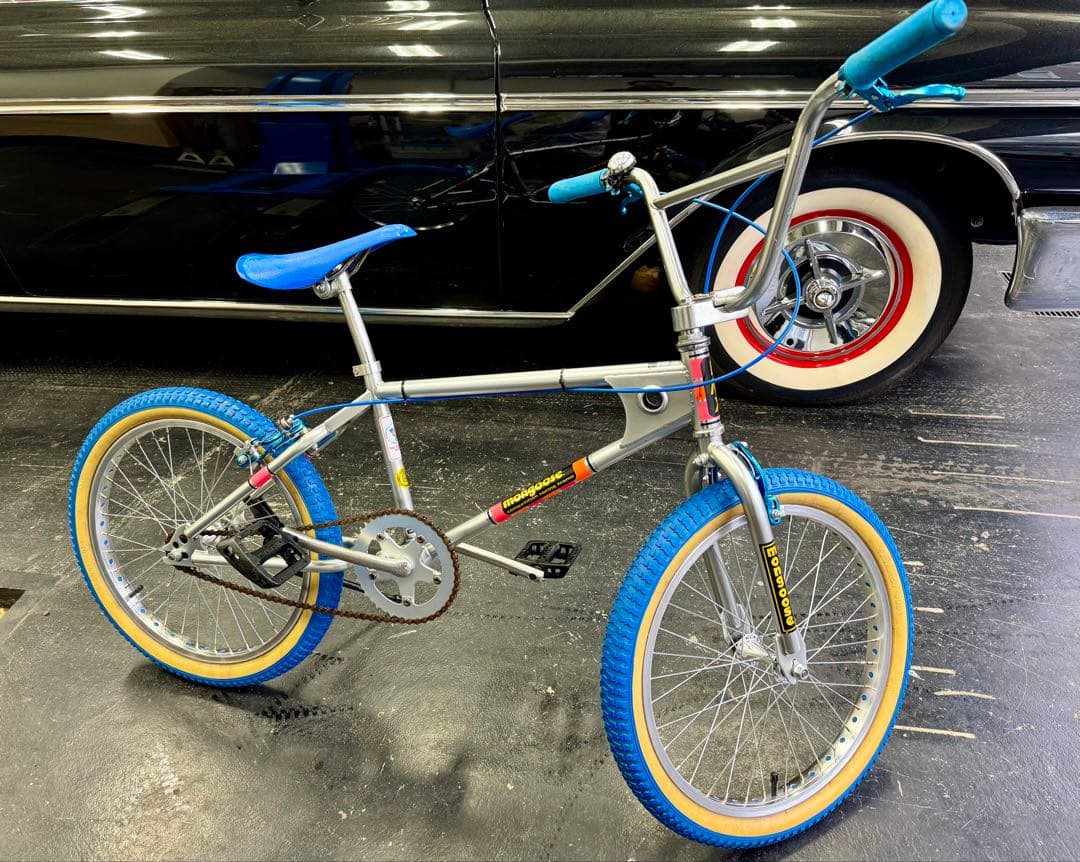 引き取り限定mon カリフォルニアスペシャル中古車