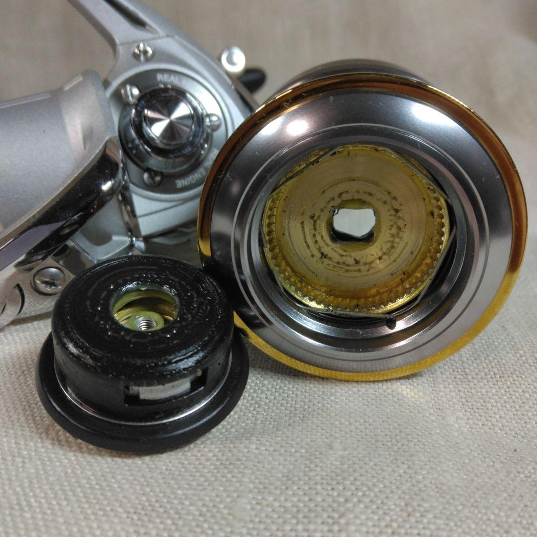 Daiwa LUVIAS 2500 スピニングリール