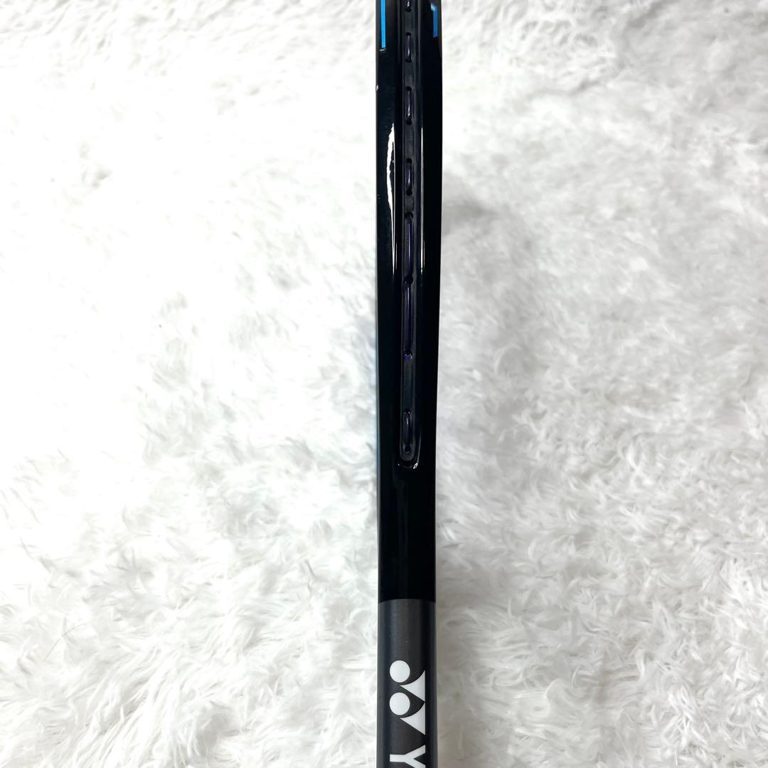 【美品】 ヨネックス ナノフォース8v REV UL1 ソフトテニスラケット 黒