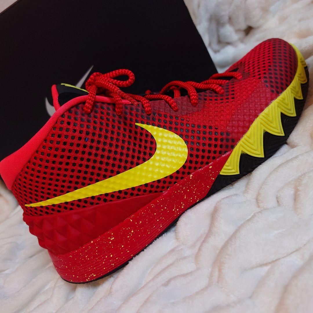 希少モデルNIKEカイリー1バスケットボールシューズ レッド×イエロー ナイキ