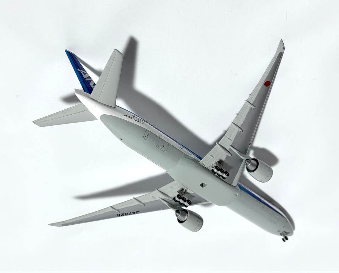 全日空商事 1/200 B777-300ER ANA NH40013