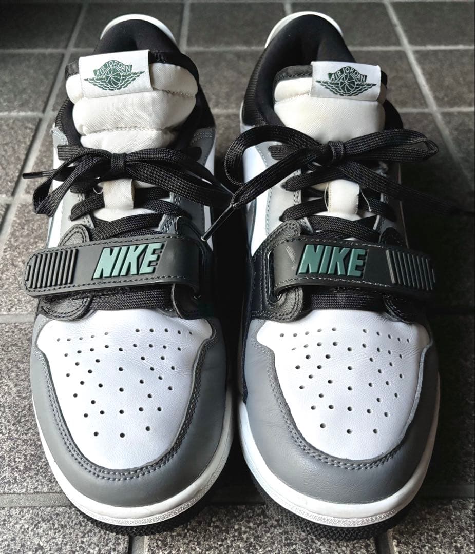 人気NIKE AIR JORDAN LEGACY 312 LOW スニーカー