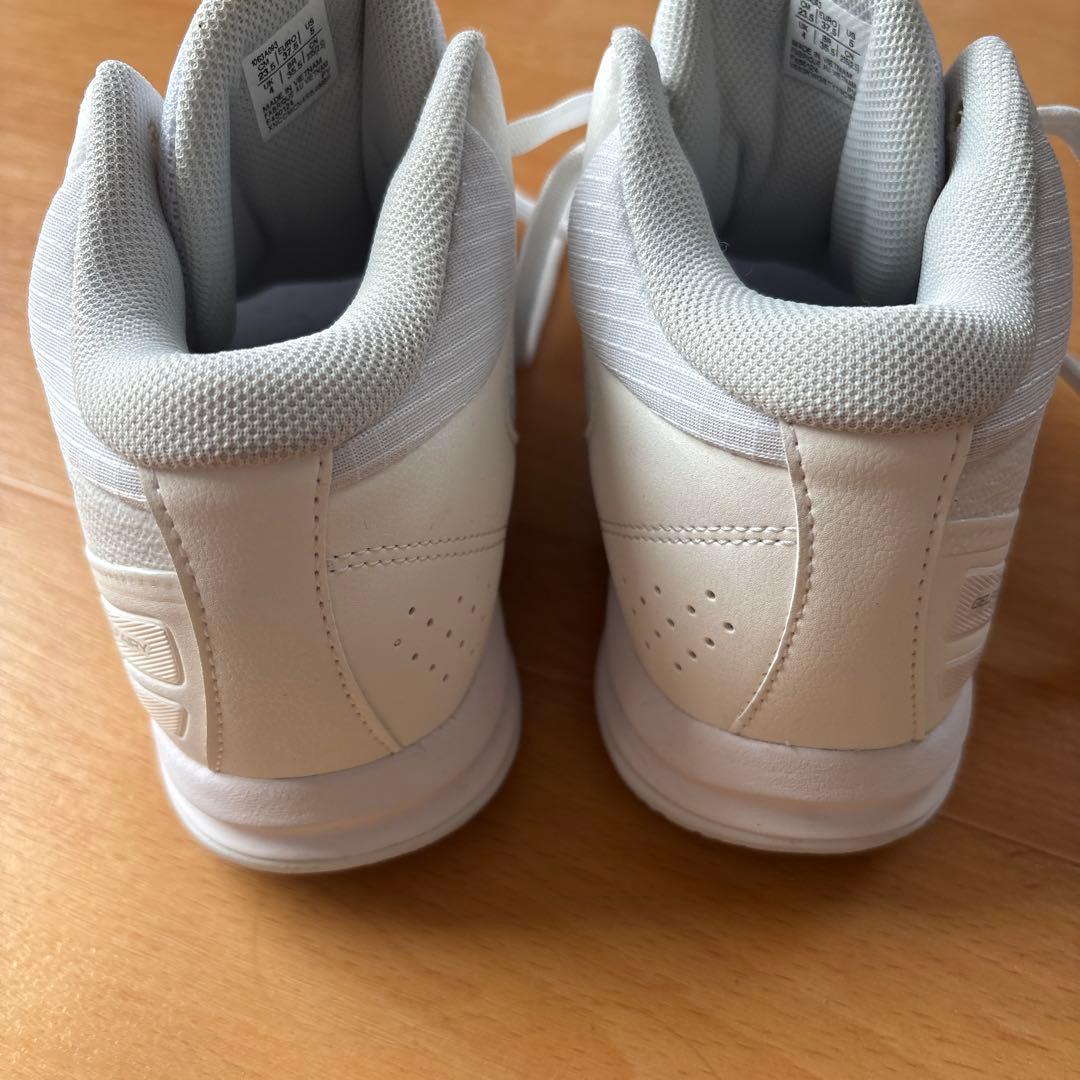 よっしー。　asics レディゲルフェアリー9ホワイト　23.5