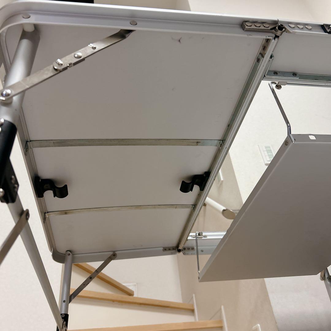 コールマン SLIM 4-FOLDING BBQ TABLE 四つ折りテーブル