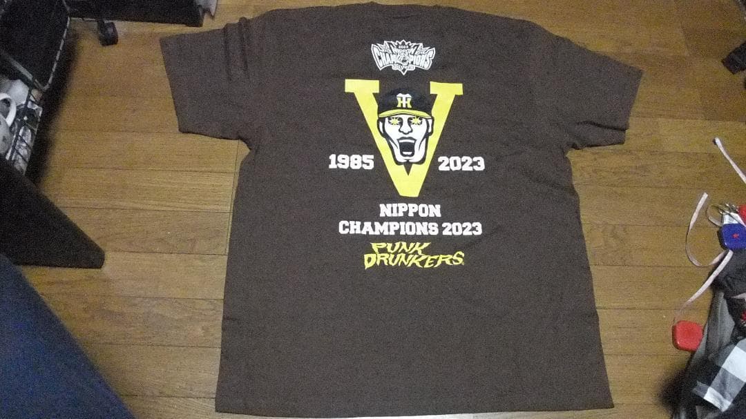 優勝 虎 茶系 半袖 阪神タイガース XL パンクドランカーズ Tシャツ 未使用