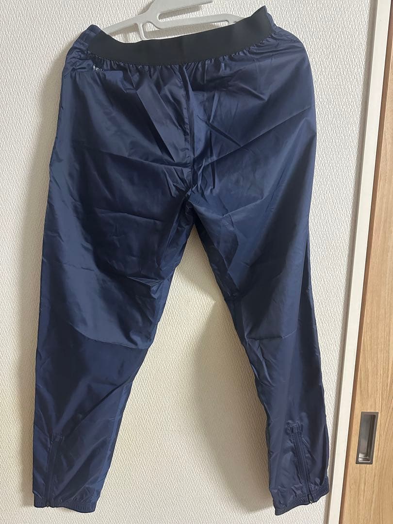 セレッソ大阪　Puma CAPCOM ウィンドブレーカー＆パンツ セット