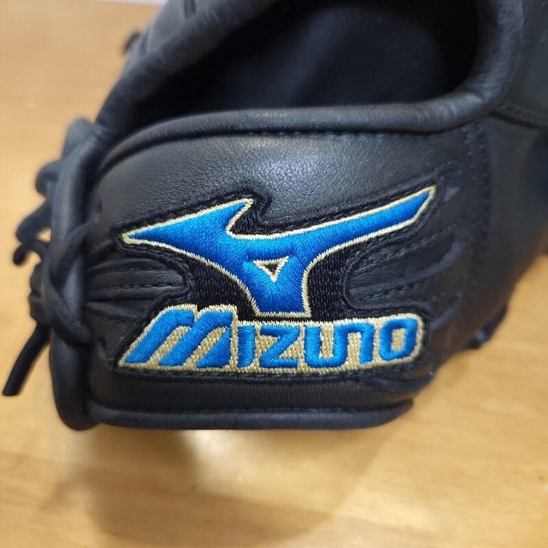 ミズノ MIZUNO 井端弘和モデル IBEライン 内野用 軟式グローブ