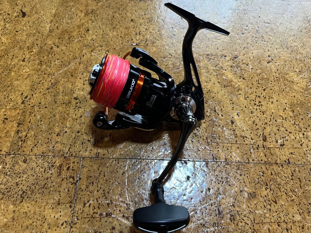 スピニングリール CK 4000番 未使用品 ライン付き