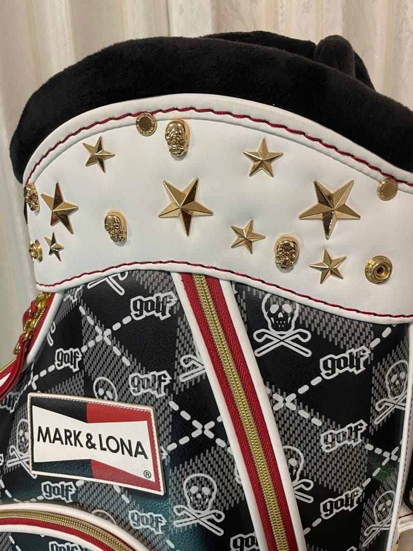 極美品MARK&LONA完売品　早い物勝ち⭐︎希少⭐︎モノグラム　ネームプレート付き