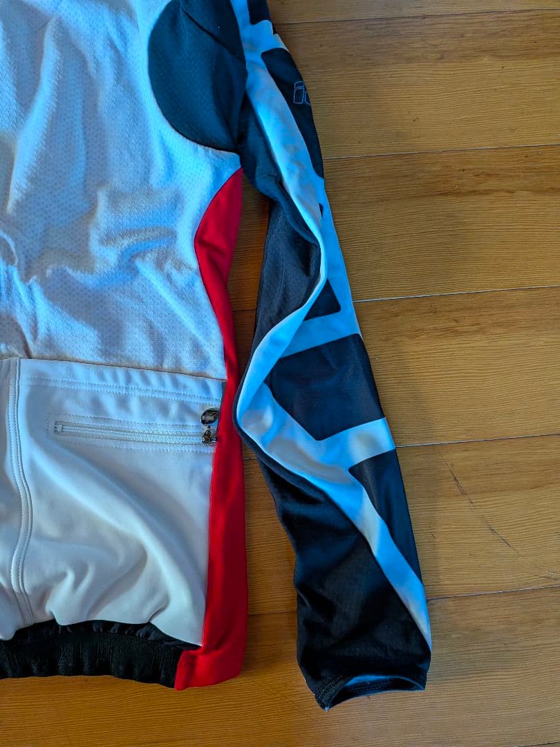 ✨ assos iJ.tiburu4 insulator_jacket サイズM