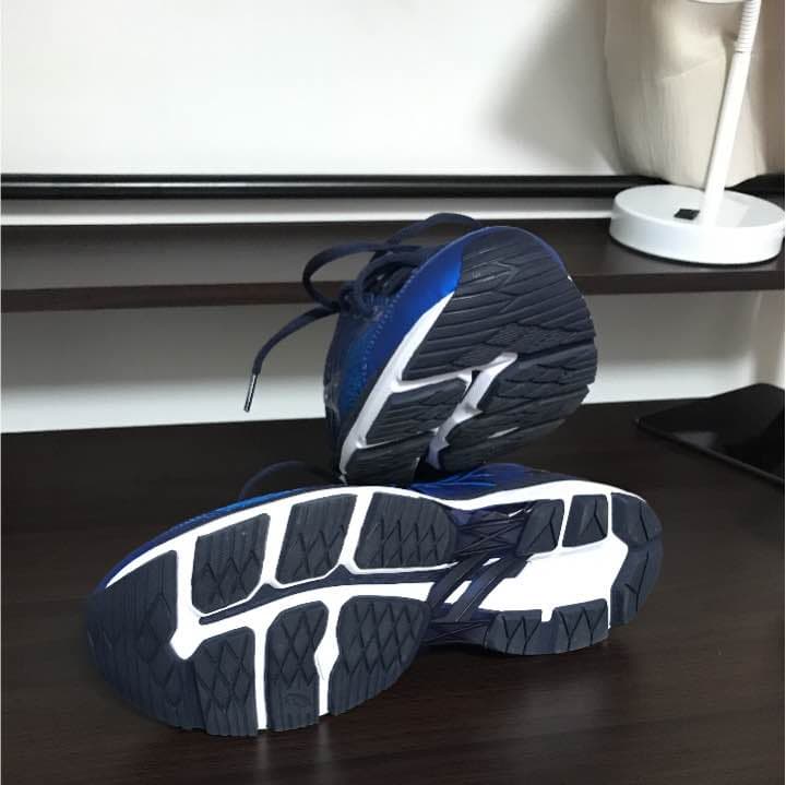 アシックス ランニングシューズ