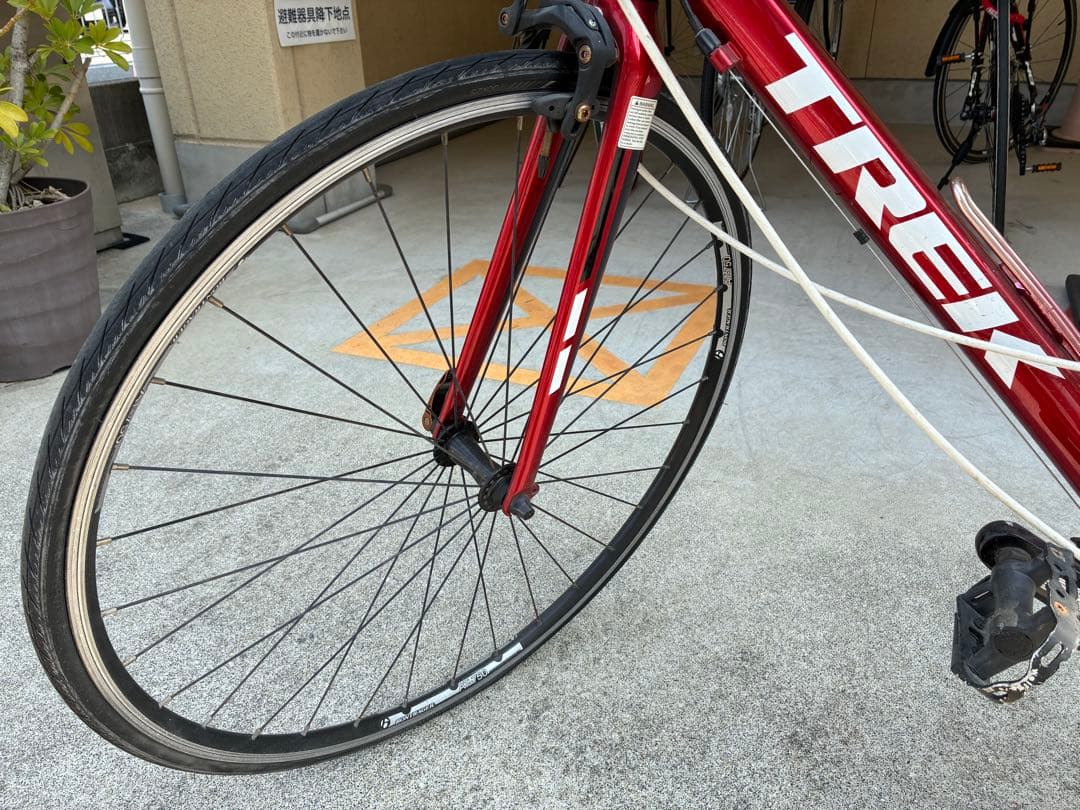 TREK「ONE SERIES 1.1」アルミ×カーボンフォークエントリーロード