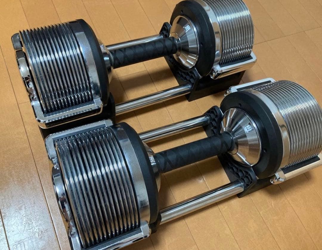 ライシン 最大32kg可変式ダンベル ②