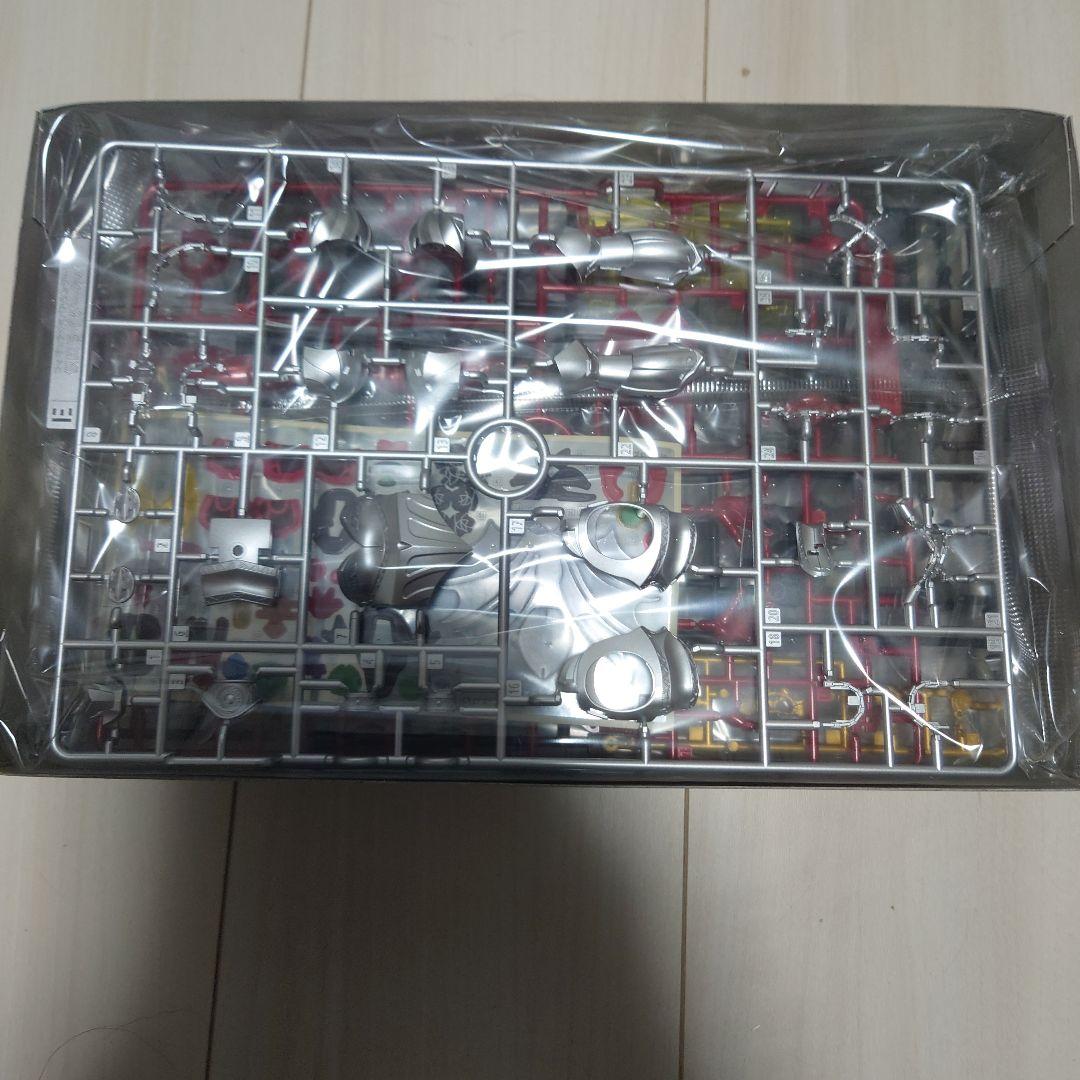 仮面ライダー プラモデルセット　キバ　ディケイド　Ｗ