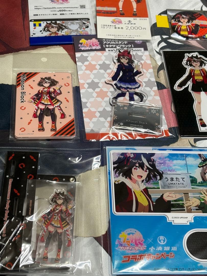 ウマ娘キタサンブラックアクリルスタンド系5種缶バッチその他色々