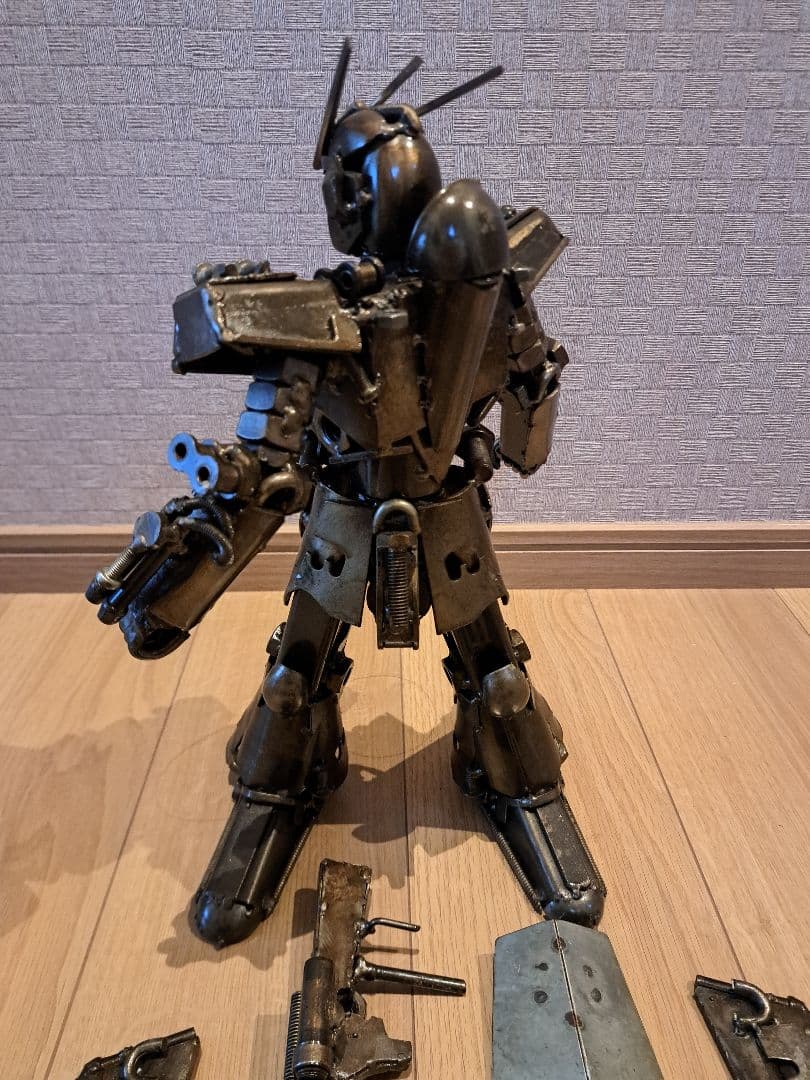 廃材　メタルアート　ガンダム　鉄　アイアンアート