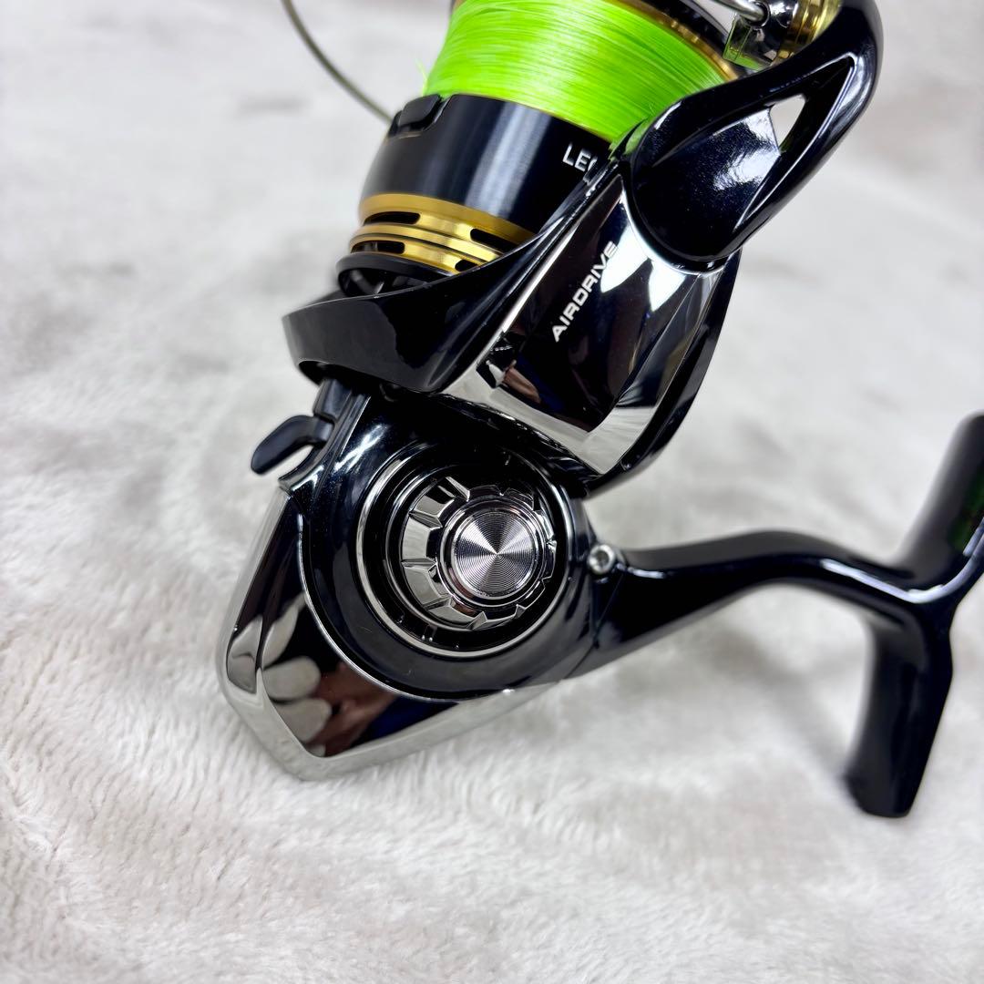 極美品　23レガリス　LT2500S-XH ダイワ　 LEGALIS