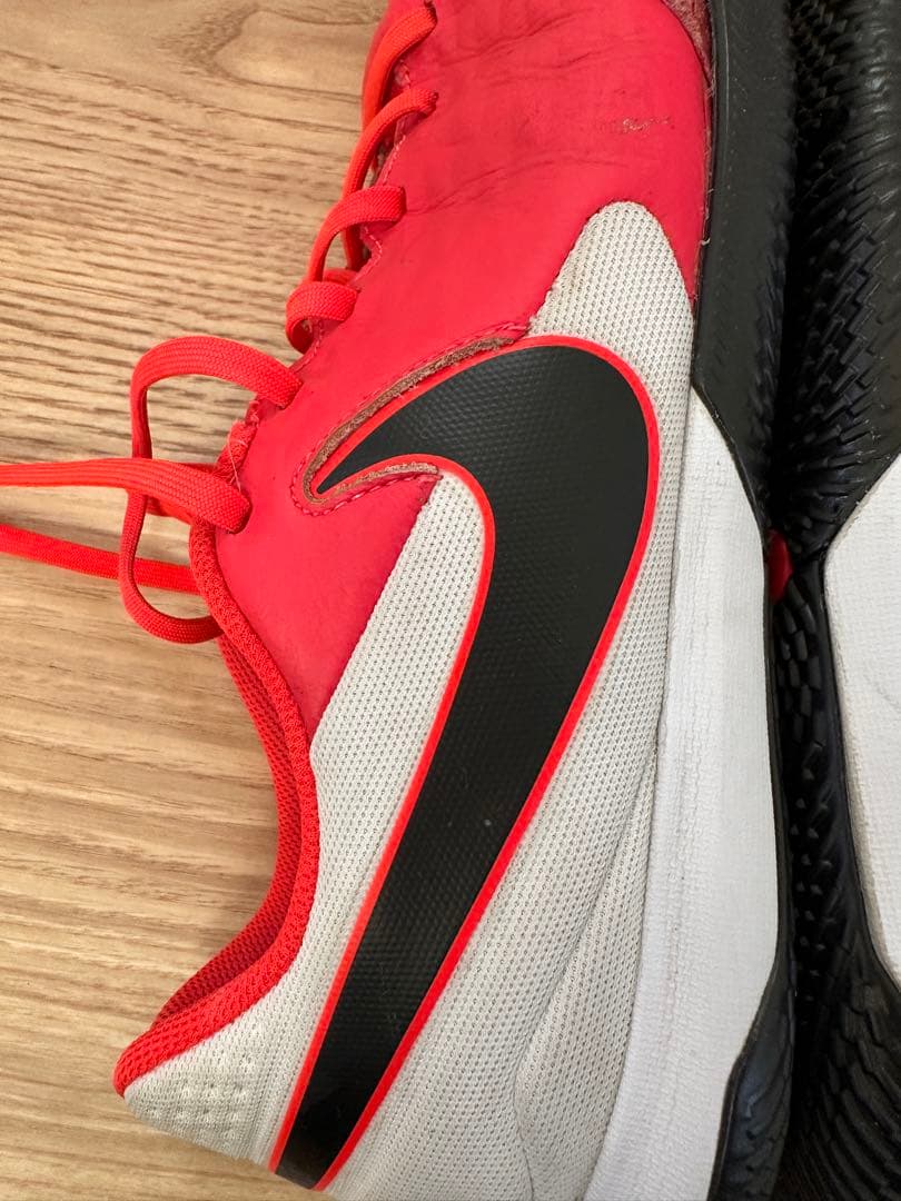 Nike フットサルシューズ ティエンポ レジェンド 8 アカデミーIC