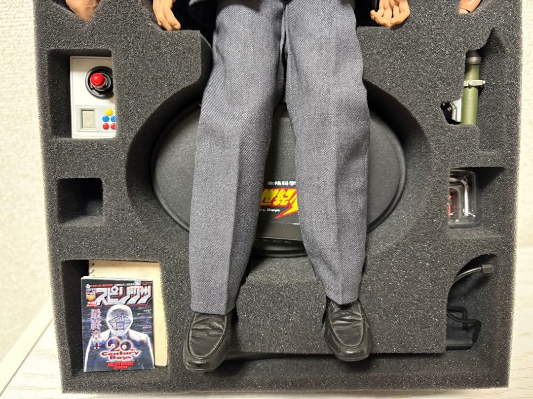 20世紀少年 ともだち 1/6スケールフィギュア ホットトイズ HOT TOYS