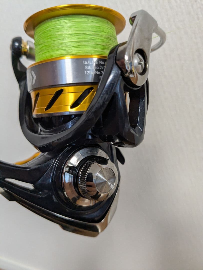 DAIWA　スピニングリール2個　REVROS2500　EXCELER2004H