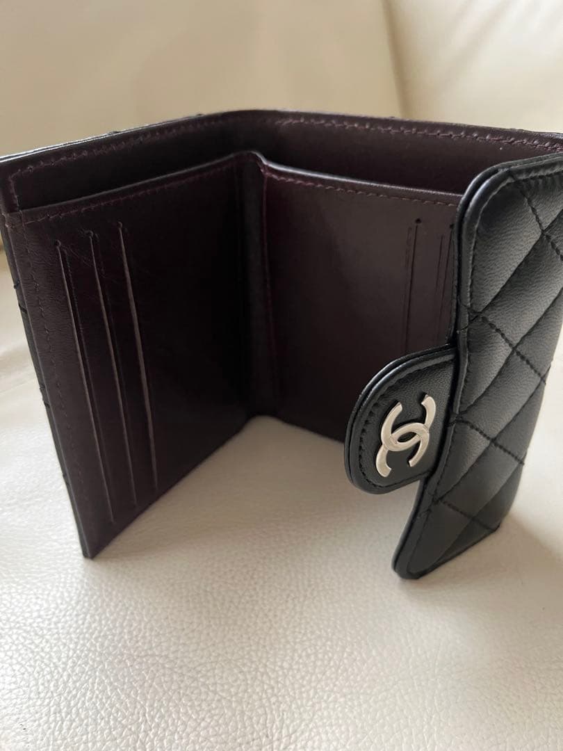 CHANEL シャネルマトラッセ三つ折り財布ノベルティ