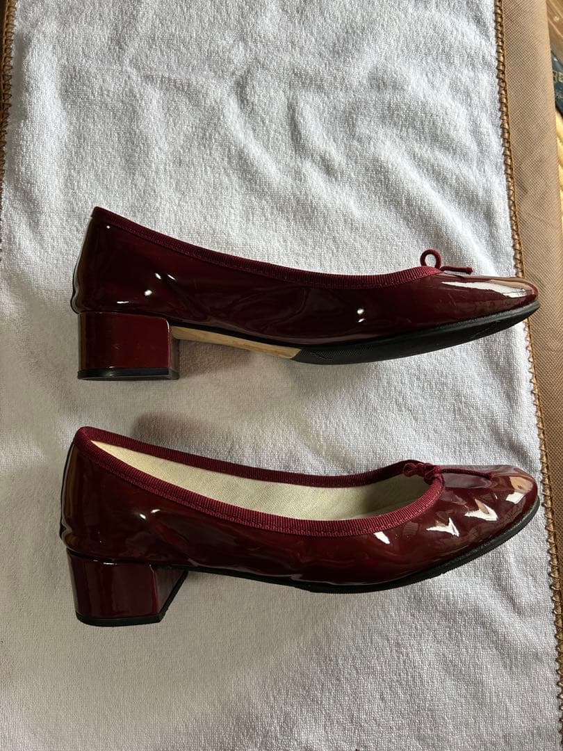 ワインレッド バレエシューズ 低ヒール