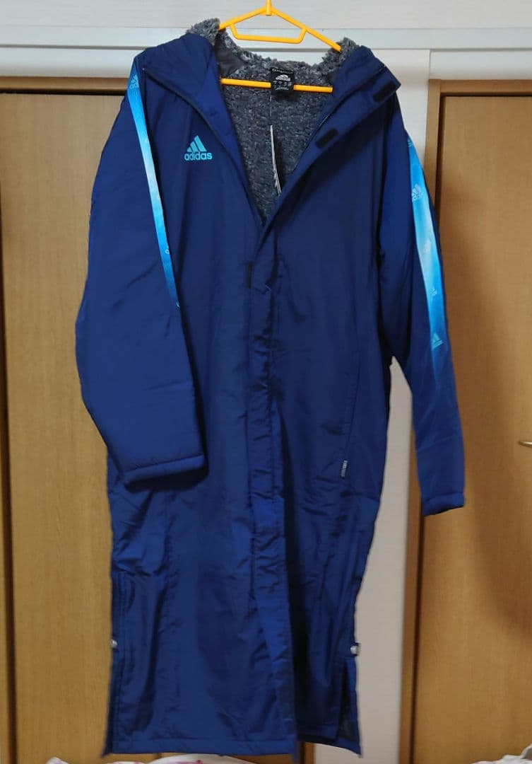 adidas COLLENAVY/SUPERCYAN ベンチコート　サイズ　O