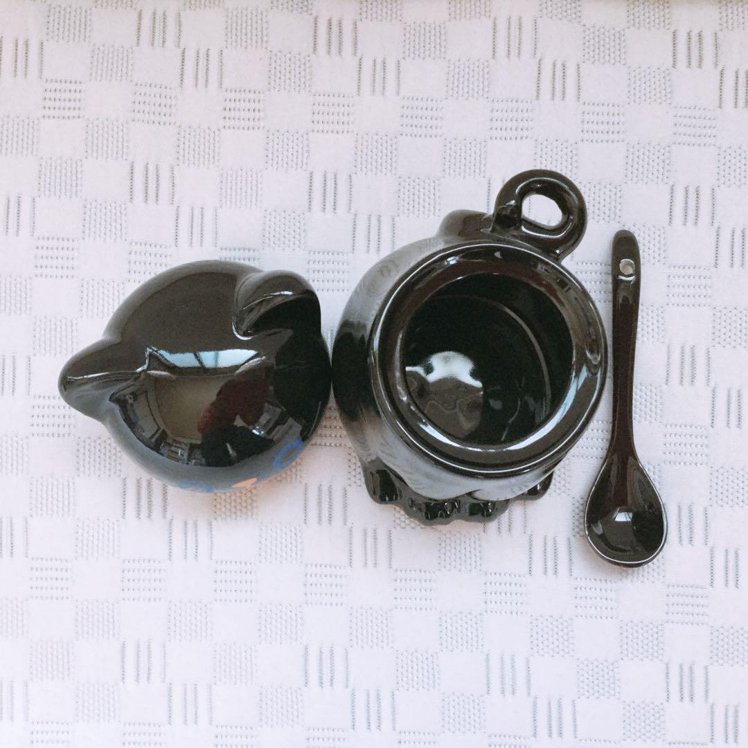 黒猫と白猫の陶器 食器 キャニスター スプーン付き　未使用品 可愛い オシャレ