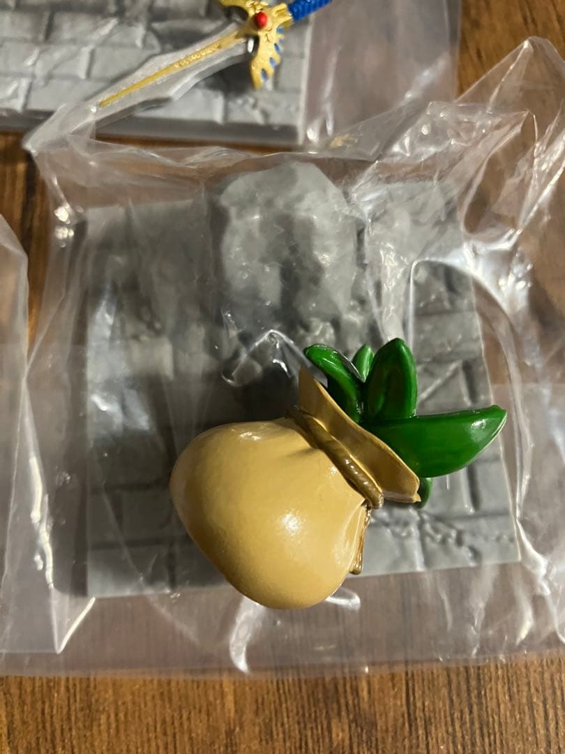 ドラクエ　びっくらたまご　コンプ　全7種　ロトの剣　ロトの盾　ドラゴンクエスト