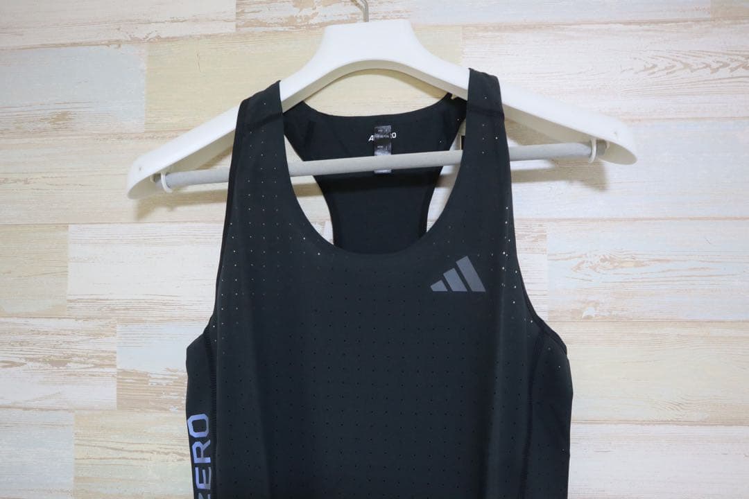新品 adidas アディダス　メンズ　adizero ランニング　シングレット