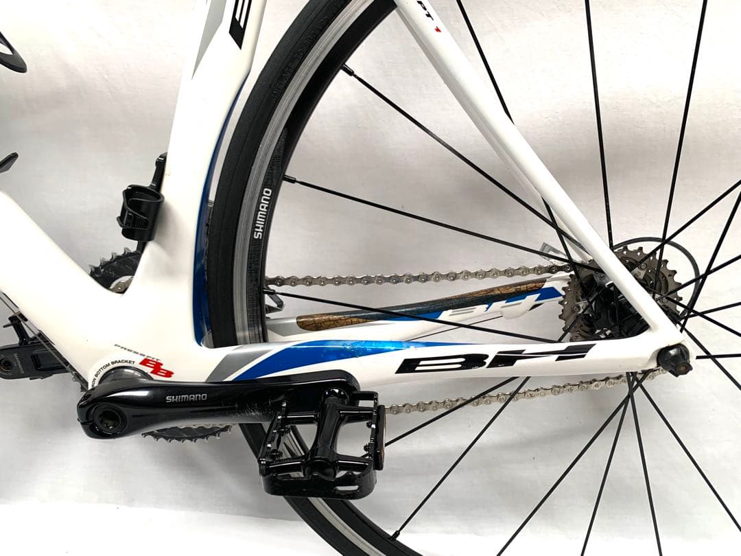 【即乘】送料無料 BHフルカーポン ロードバイクRC1 超軽量8.1キロ 20速