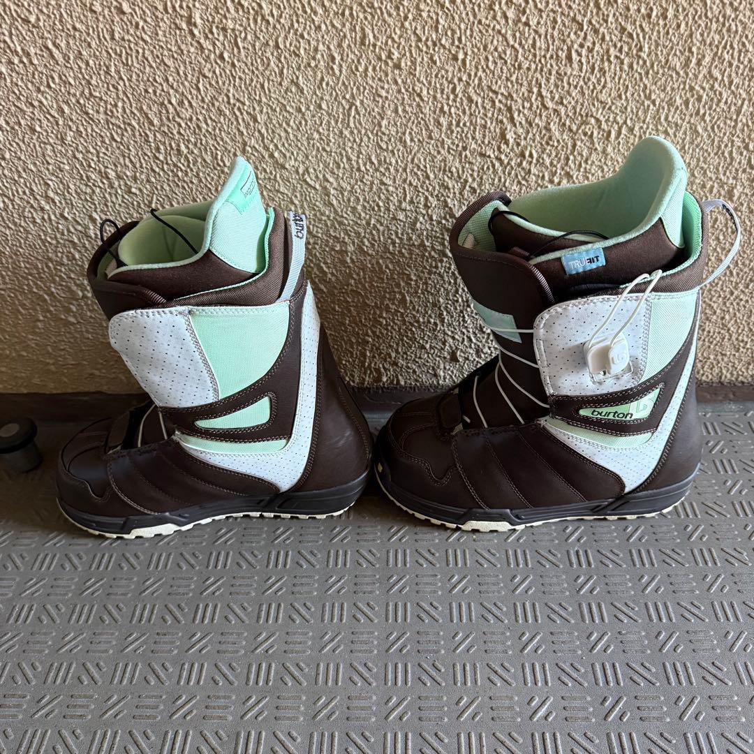 Burton mint 25.0 スピードゾーン ブーツ