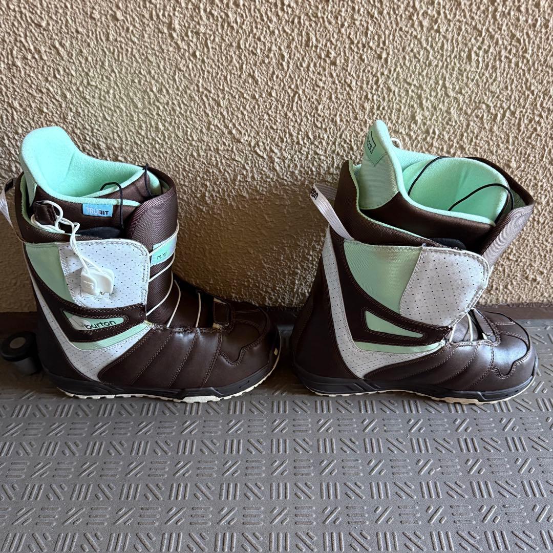 Burton mint 25.0 スピードゾーン ブーツ