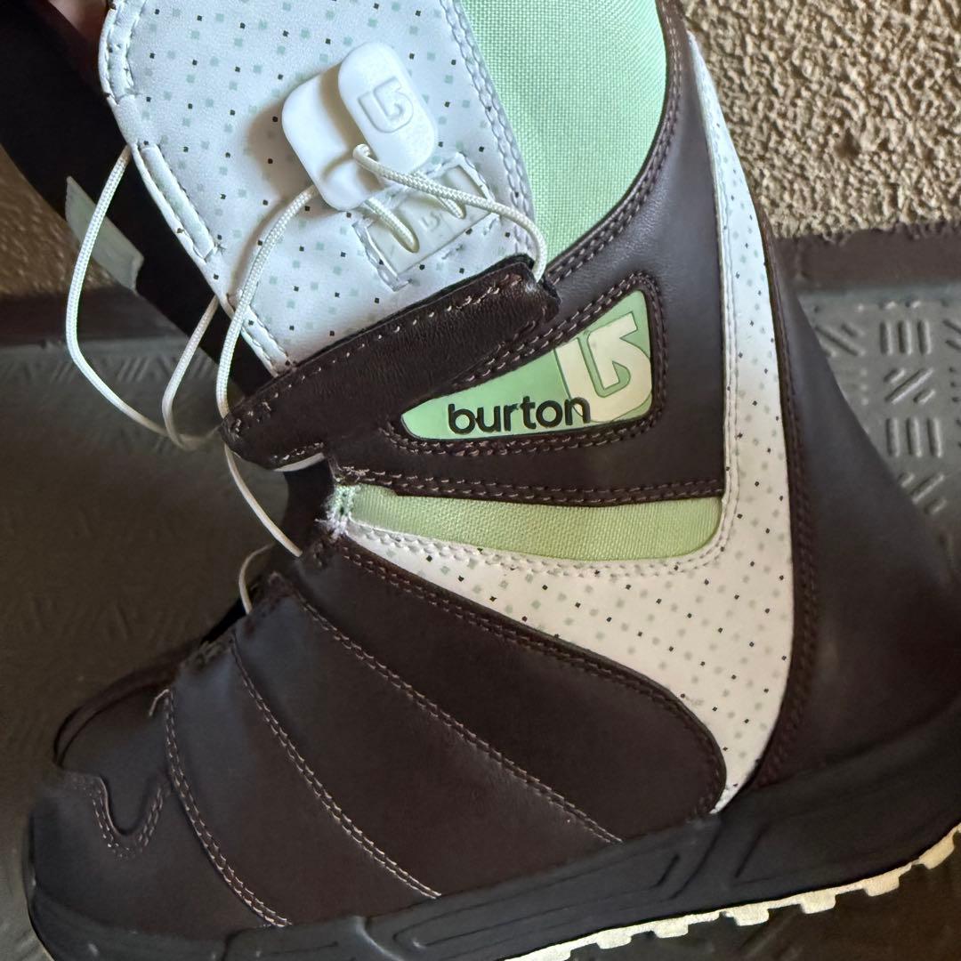 Burton mint 25.0 スピードゾーン ブーツ