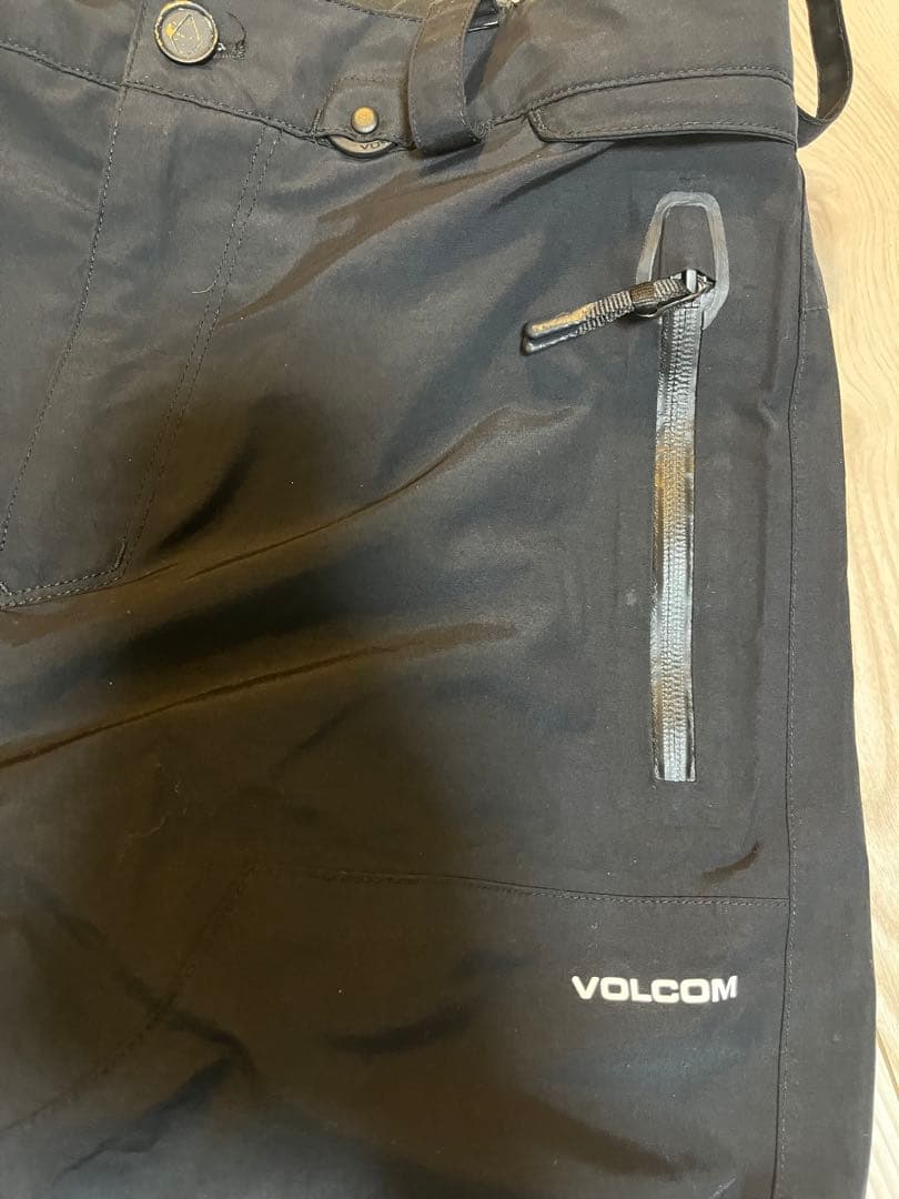 VOLCOM スノーボードウェア パンツ　メンズ